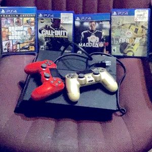 PS4console and 4 games &2 ps4 controllers